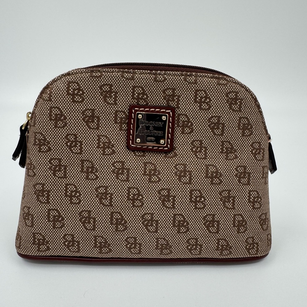 Vintage late 1990’s/ Early 2000’s Dooney & Bourke Tan Monogram Bag - WU271 WA